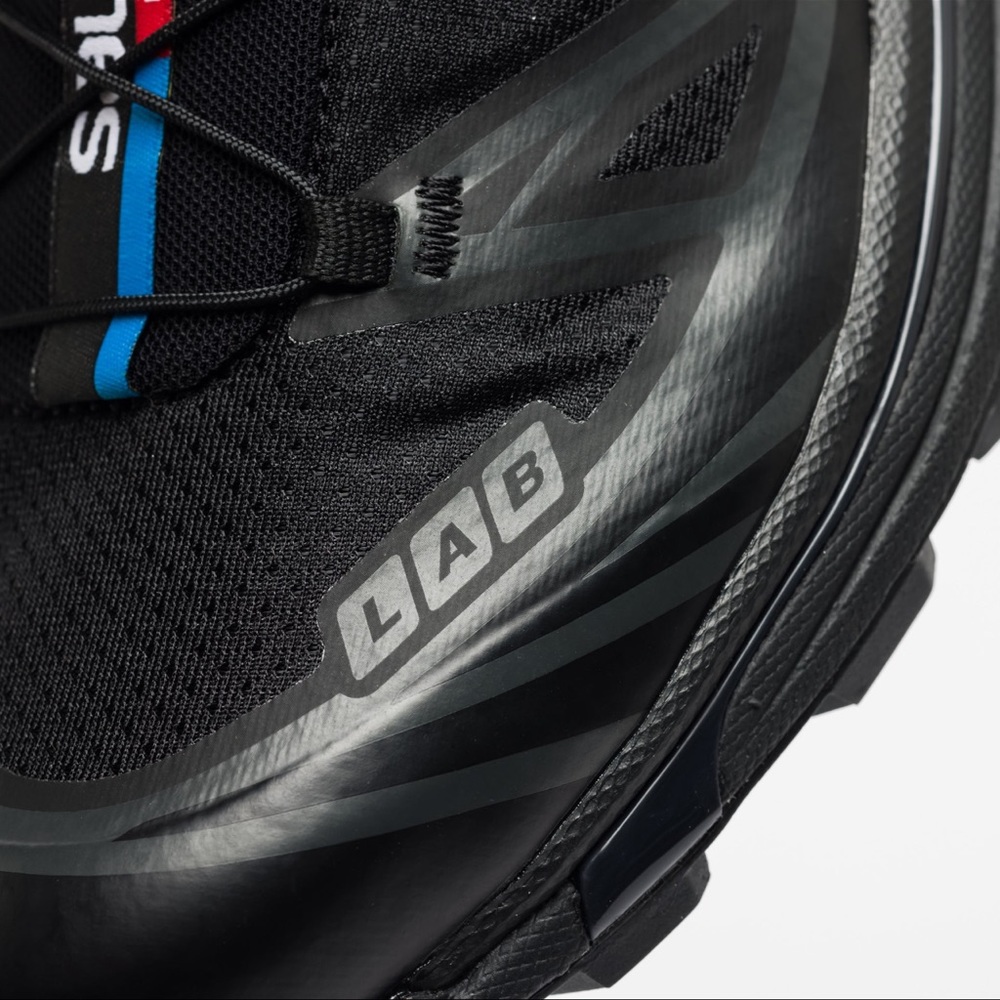 SALOMON ADVANCED
XT-6 ADV Sneaker in Black/Black/Phantom